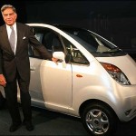 Presentata in India la Tata Nano, l'auto del popolo